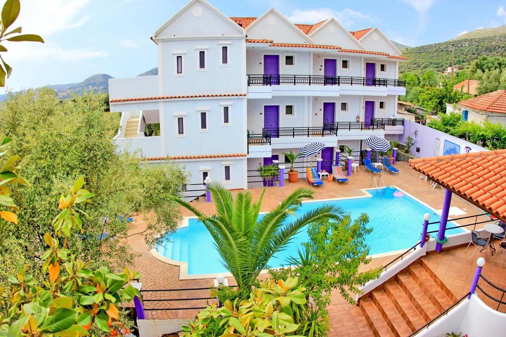 Lygies Apartmanhotel 2*